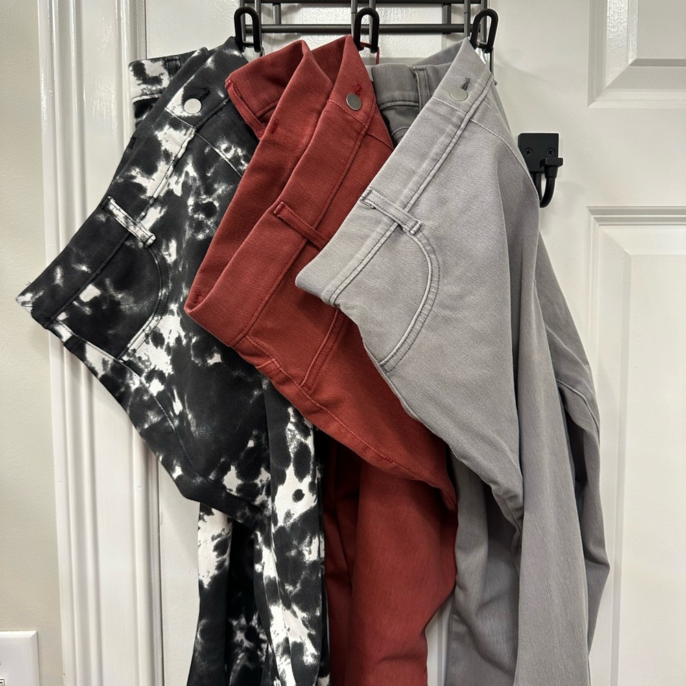 Time and Tru Jeggings Bundle - Black Tie-Dye, Brick Red, and Gray